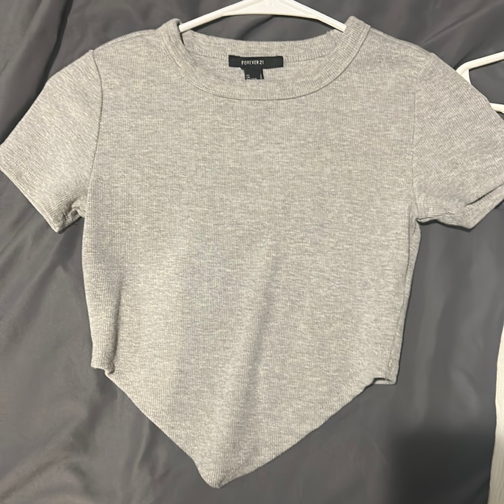 A grey cropped top